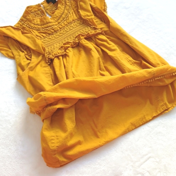 J. Crew Flutter-Sleeve Crocheted Lace Top Yellow/Gold XS Bohemian Style Pullover - Picture 4 of 5